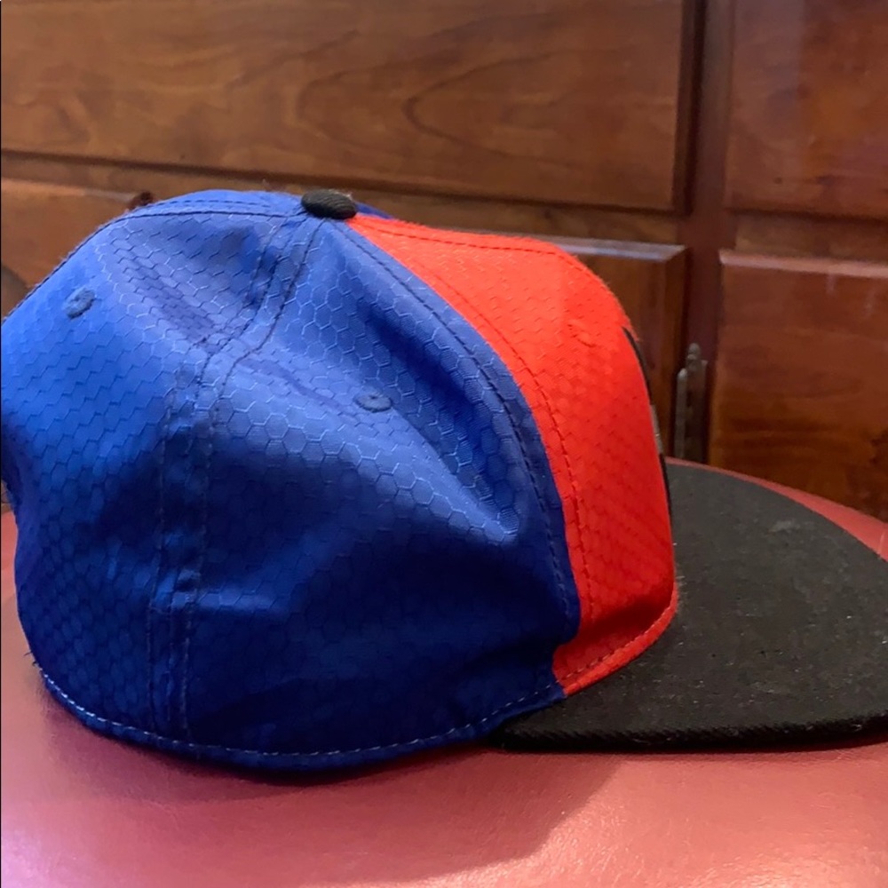 Spider-Man hat - Picture 3 of 3